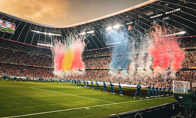 johannes hubner npelyktsrl8 unsplash v2