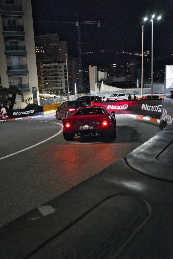 thomas flenet t5ovwy5 qpw unsplash